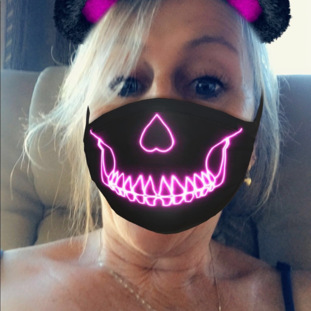 Meet your Posher, Jax